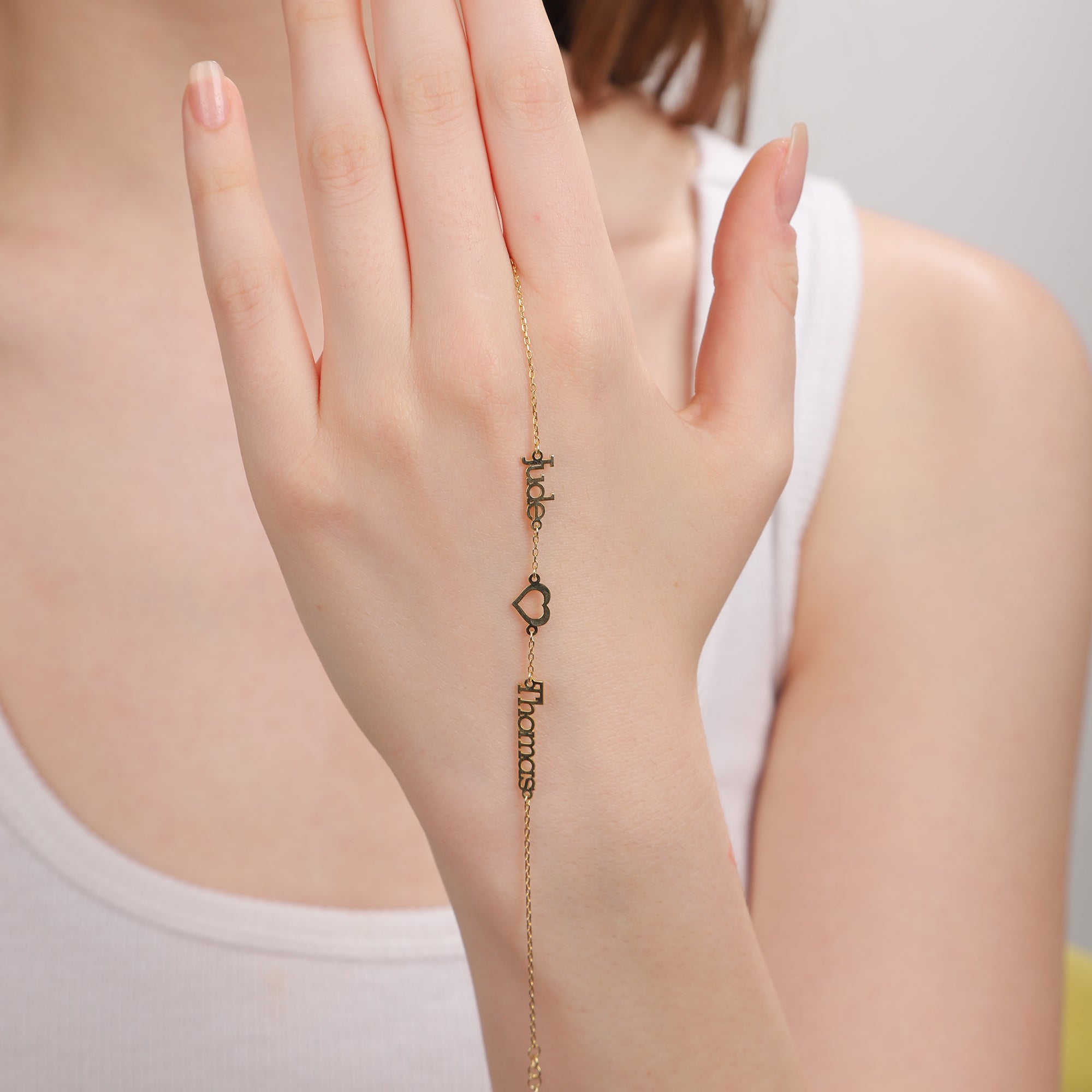 Custom Name Bracelet with Heart Detail – Gold Personalized Jewelry
